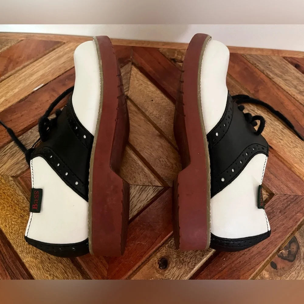 Bass Leather Oxfords